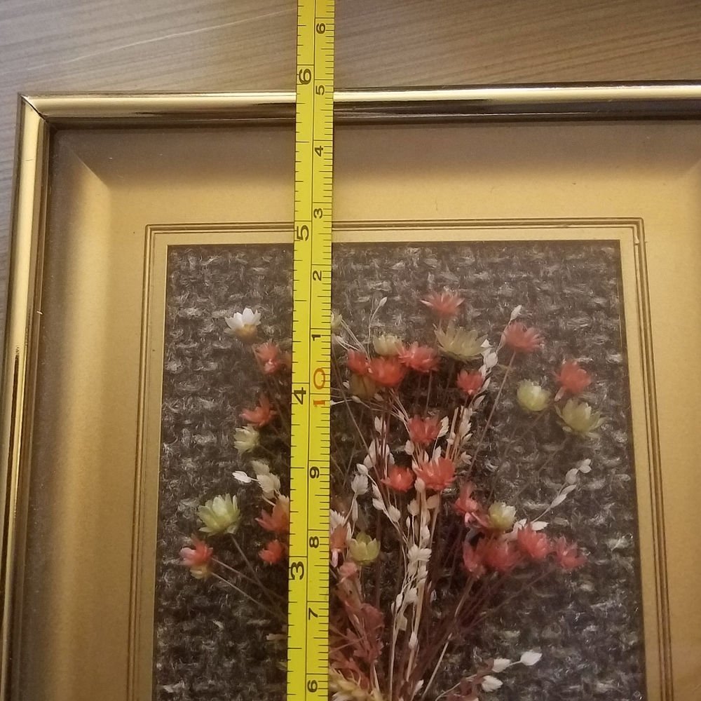 Vintage Dried Flowers Framed Shadow Box Picture - Picture 2 of 16